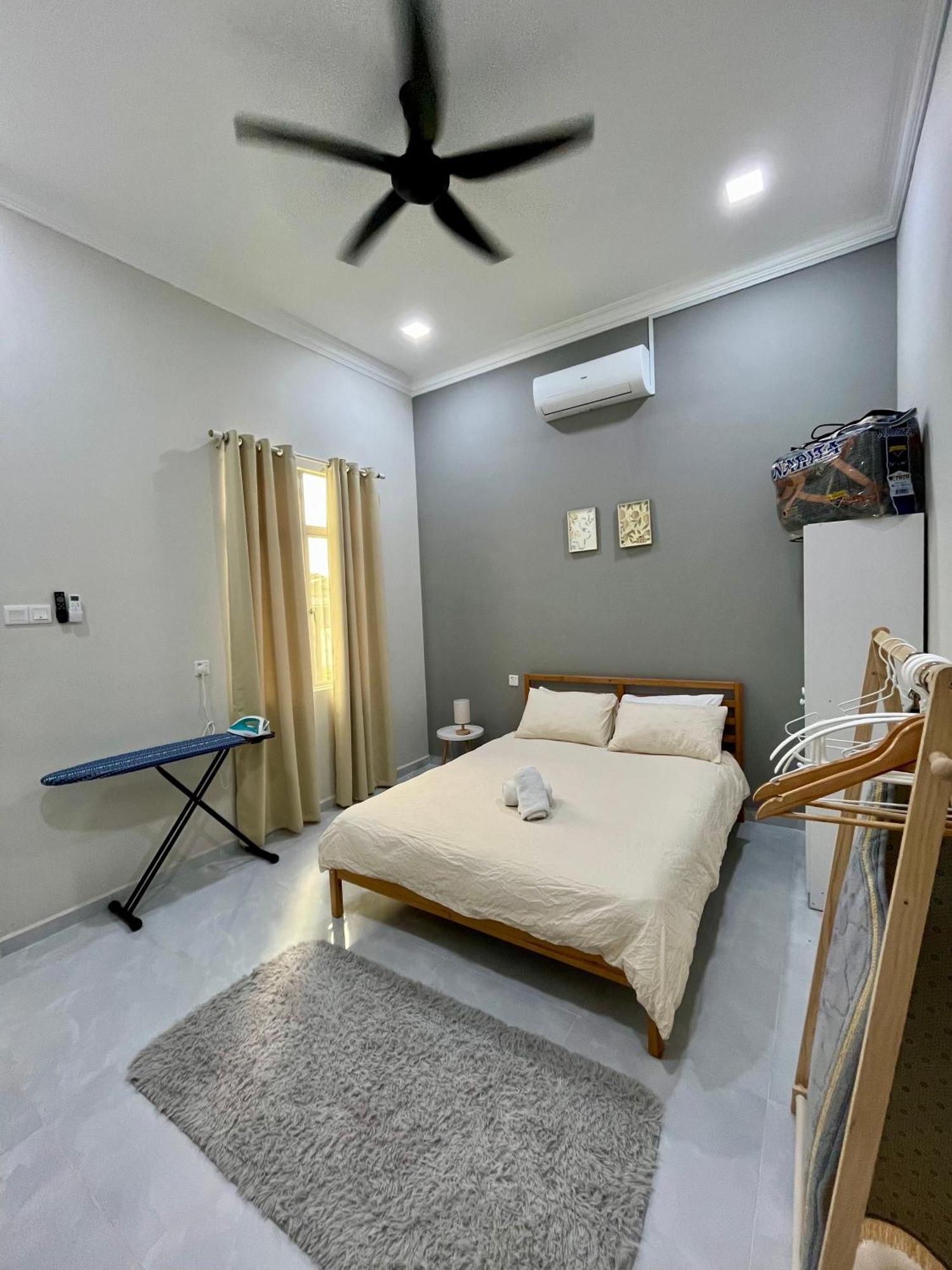 The Broms Villa Kuala Terengganu Exterior photo